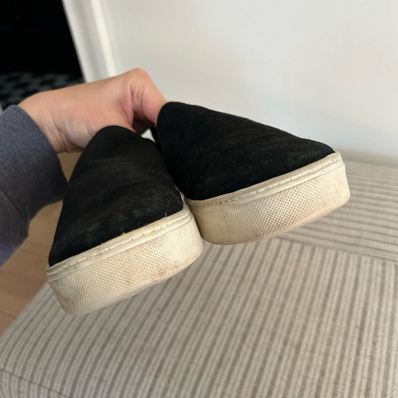 VINCE $225 Black Suede & leather Slip-On sneaker size 8 - Picture 6 of 8